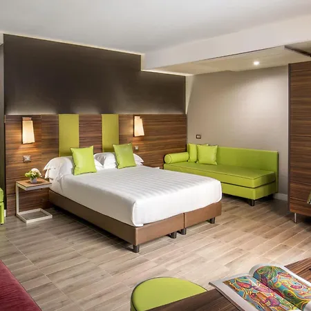 The Republic Hotel 4*