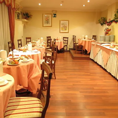 The Republic Hotel 4*