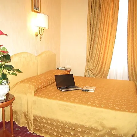 The Republic 4* Roma