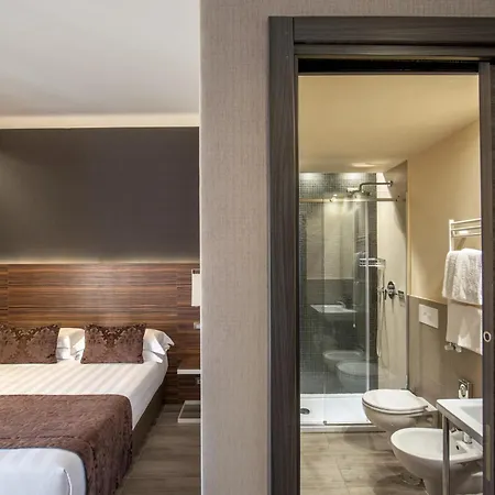 Hotell The Republic 4*
