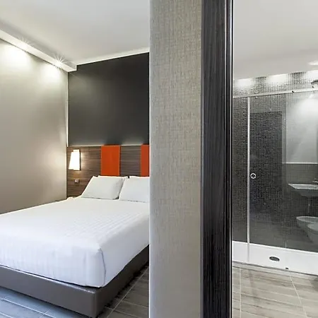 The Republic 4*