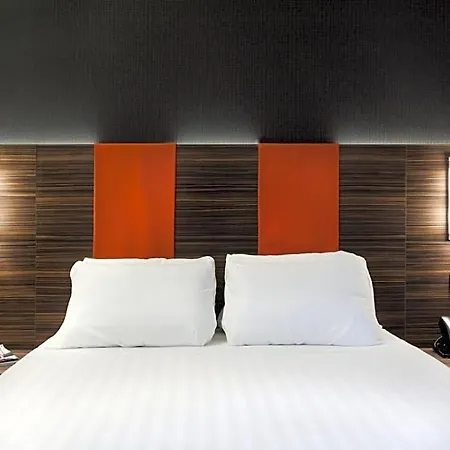 The Republic 4*