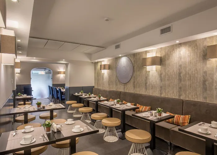 The Republic Hotell 4*