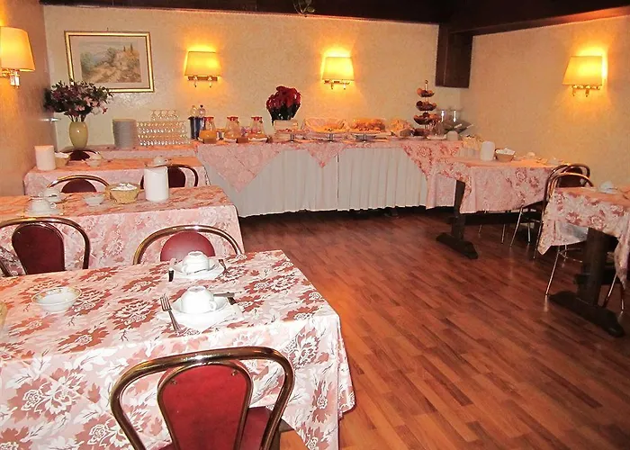 Hotell The Republic 4*