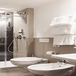 The Republic 4*