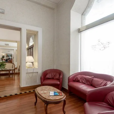 Hotel The Republic 4*